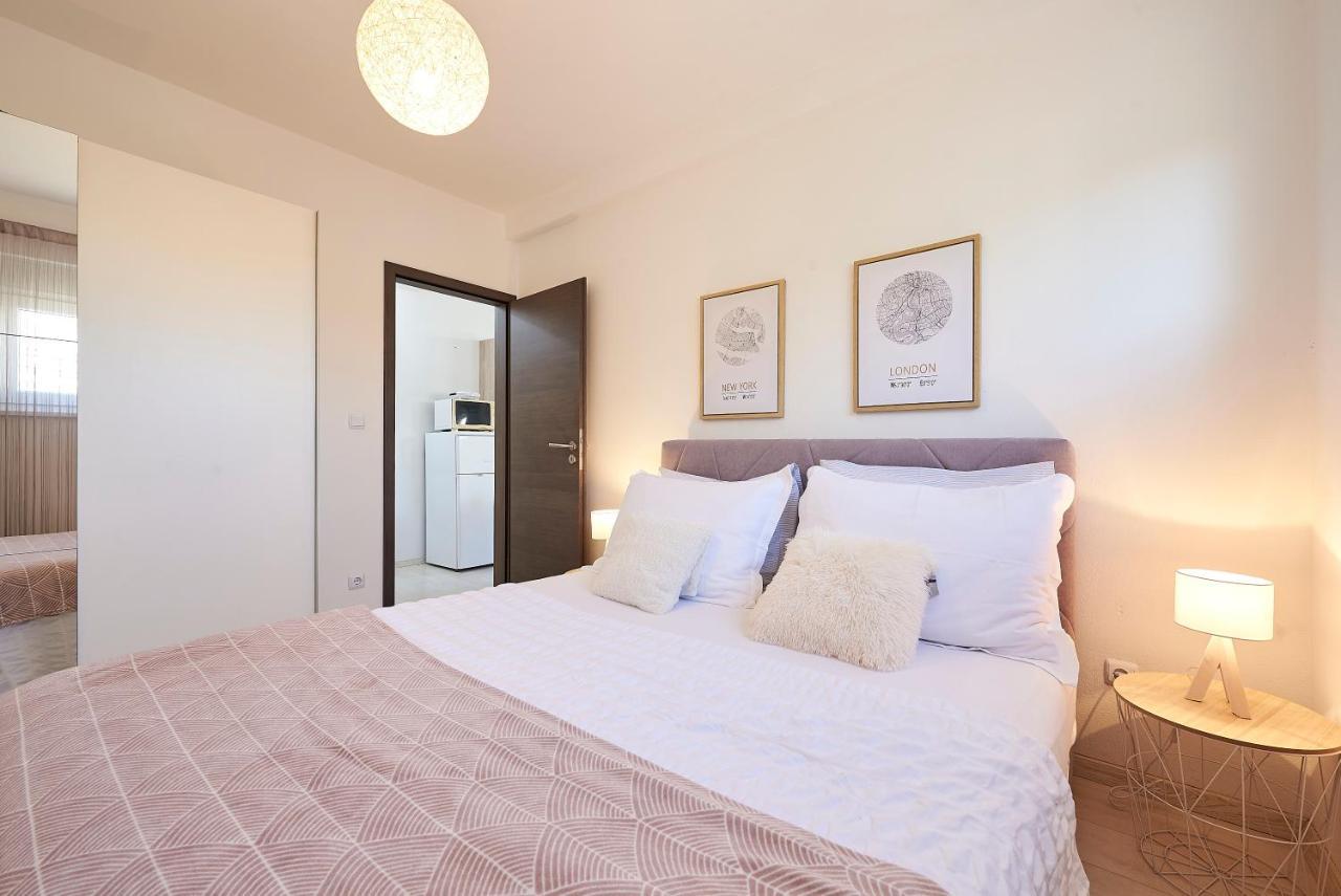 Apartmani Sara I Klara Traù Esterno foto