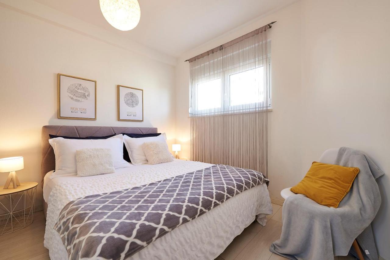 Apartmani Sara I Klara Traù Esterno foto