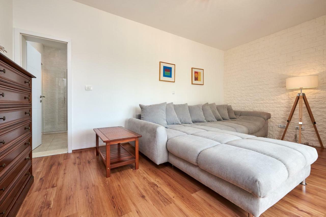 Apartmani Sara I Klara Traù Esterno foto
