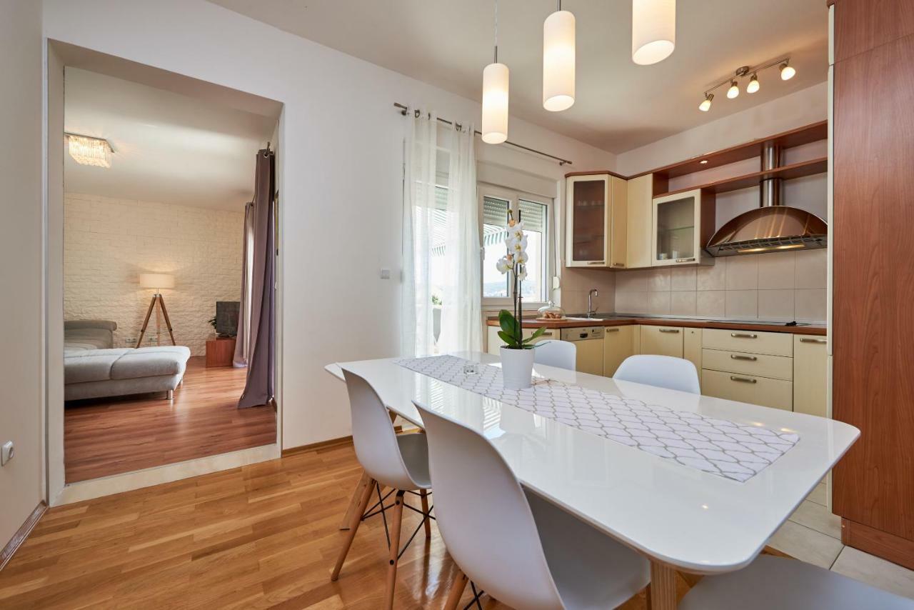Apartmani Sara I Klara Traù Esterno foto