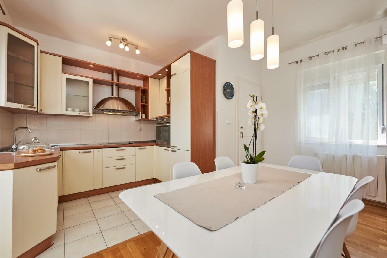 Apartmani Sara I Klara Traù Esterno foto