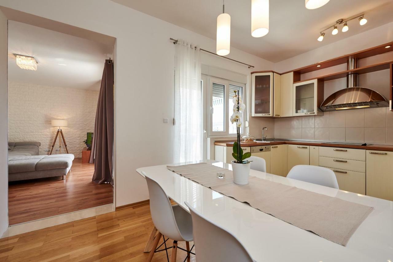 Apartmani Sara I Klara Traù Esterno foto