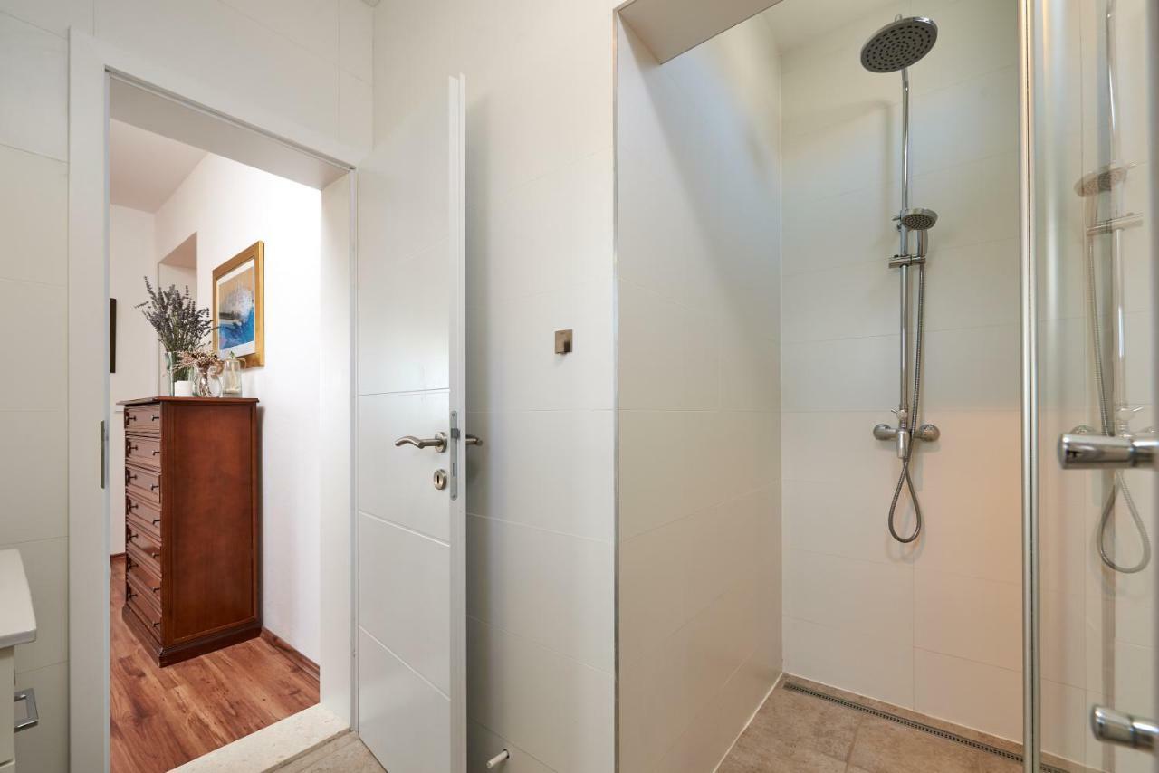 Apartmani Sara I Klara Traù Esterno foto